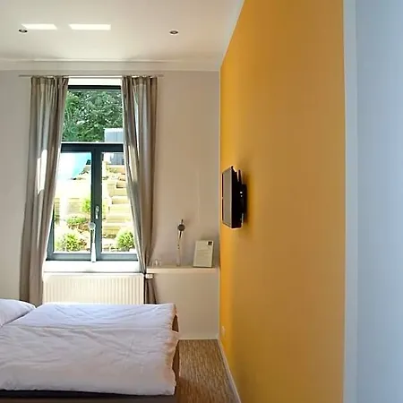 ベッド・アンド・ブレックファスト Gaestehaus Tappes Hofgarten 3*