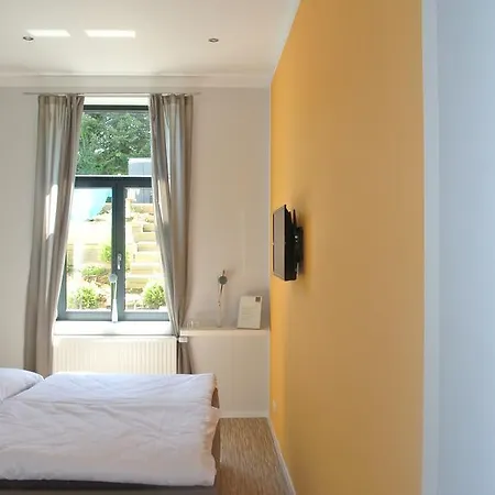 ベッド・アンド・ブレックファスト Gaestehaus Tappes Hofgarten 3*