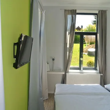 ベッド・アンド・ブレックファスト Gaestehaus Tappes Hofgarten 3*